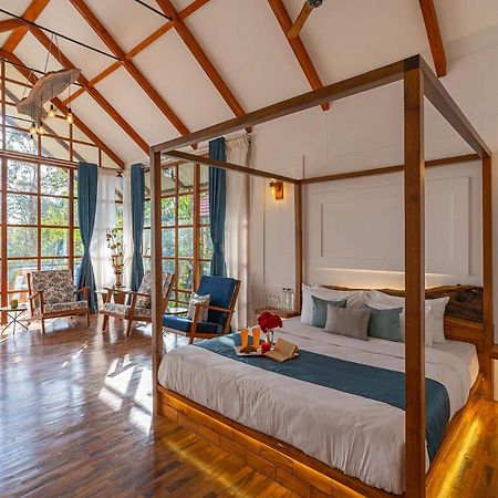 Stayvista At Cicada Chikmagalur 2Bhk Breakfast Included With Amazing View Exterior foto