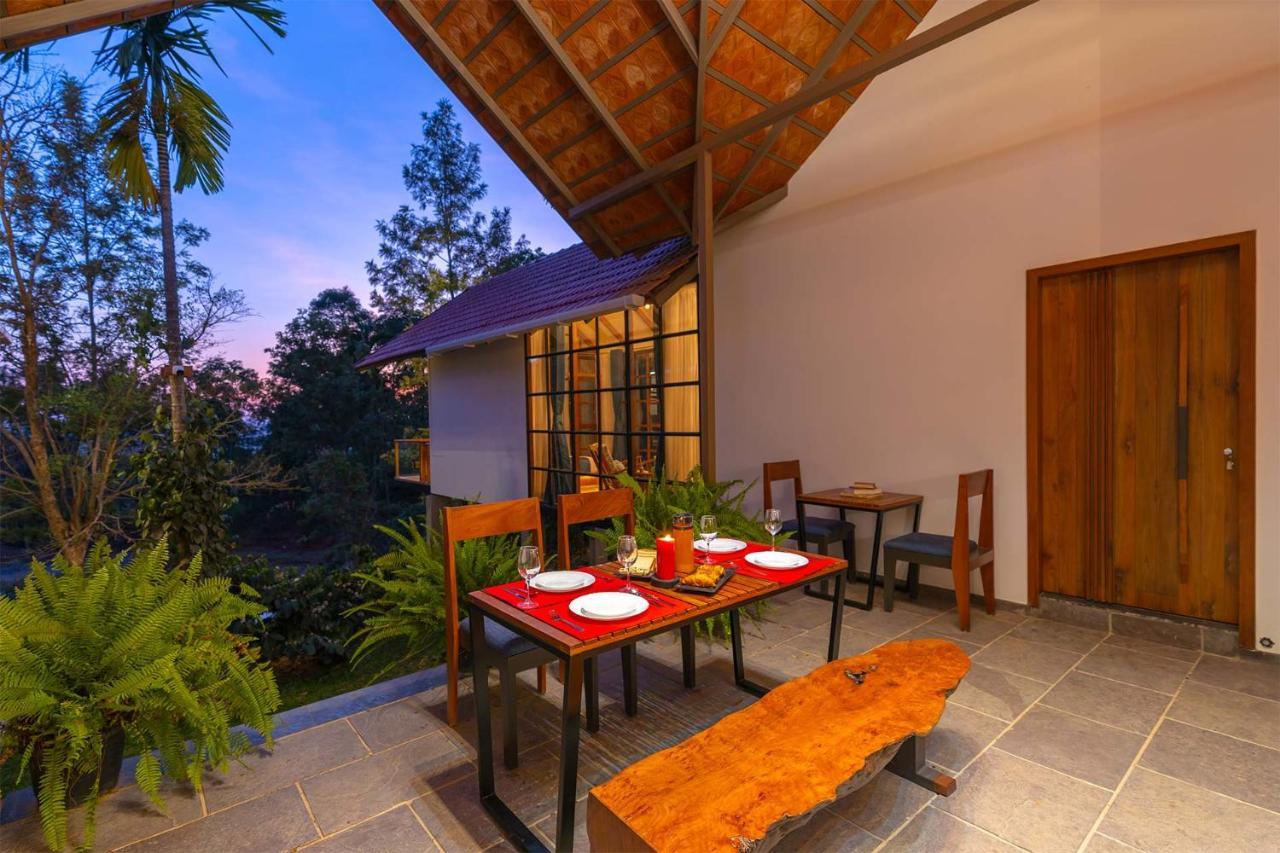 Stayvista At Cicada Chikmagalur 2Bhk Breakfast Included With Amazing View Exterior foto